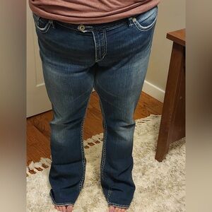 Silver Jeans Plus Size Tuesday